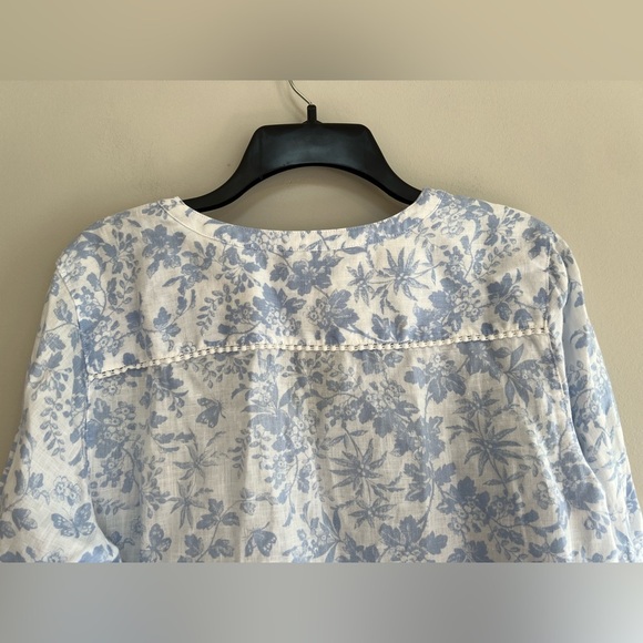 J. Jill Love Linen Pintuck Popover Blue and White Floral Tunic Blouse, MP - Picture 6 of 10